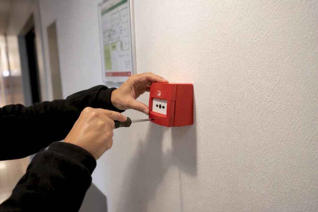 Alarme incendie type 4 : définition, normes et installation